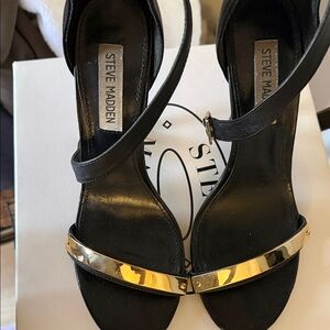 Steve Madden Black and Gold Heels
